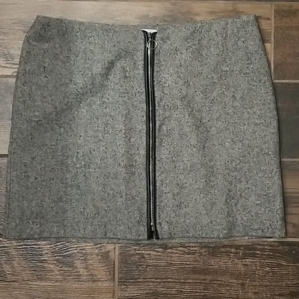Old Navy Wool skirt
